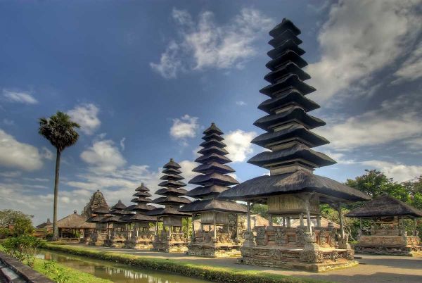 Indonesia, Bali, Mengwi Pura Taman Ayun temple